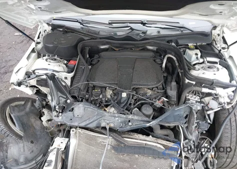 2012 Mercedes-Benz E 350 4Matic из США, поврежденный, VIN WDDHF8JB0CA617046